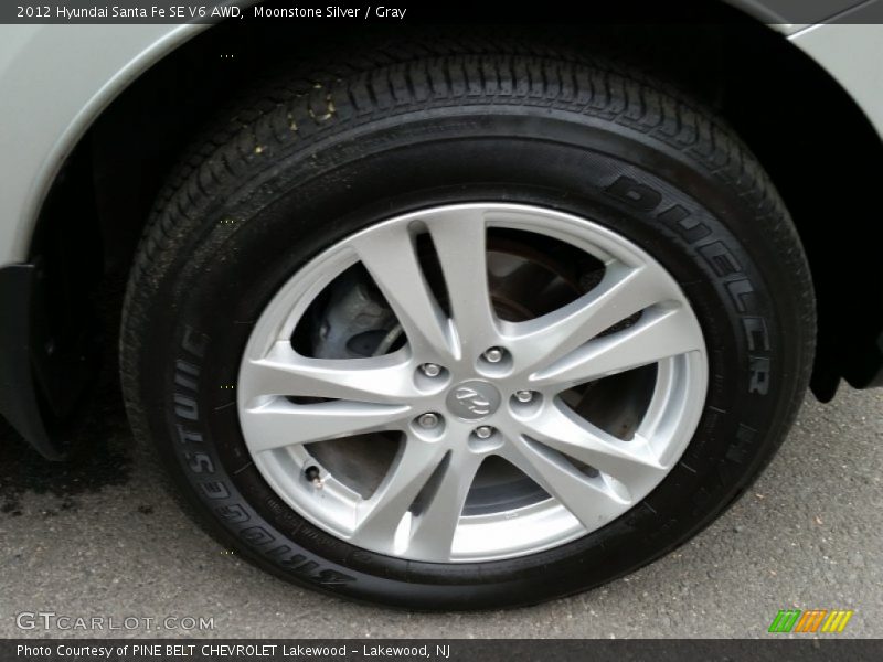 Moonstone Silver / Gray 2012 Hyundai Santa Fe SE V6 AWD