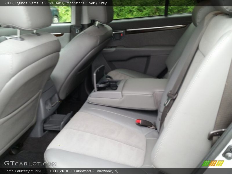 Moonstone Silver / Gray 2012 Hyundai Santa Fe SE V6 AWD