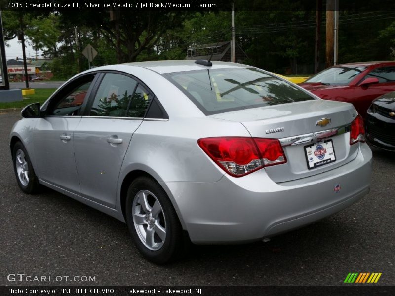 Silver Ice Metallic / Jet Black/Medium Titanium 2015 Chevrolet Cruze LT
