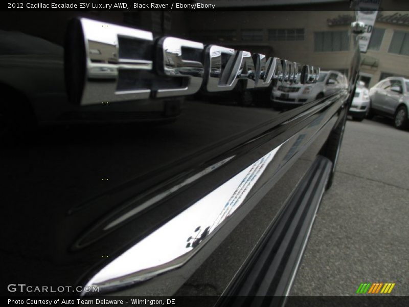 Black Raven / Ebony/Ebony 2012 Cadillac Escalade ESV Luxury AWD