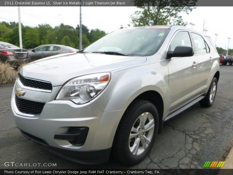 Front 3/4 View of 2011 Equinox LS