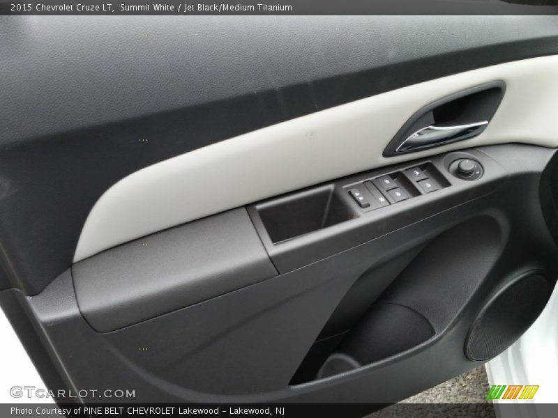 Summit White / Jet Black/Medium Titanium 2015 Chevrolet Cruze LT