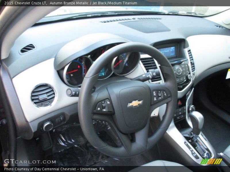 Autumn Bronze Metallic / Jet Black/Medium Titanium 2015 Chevrolet Cruze LT