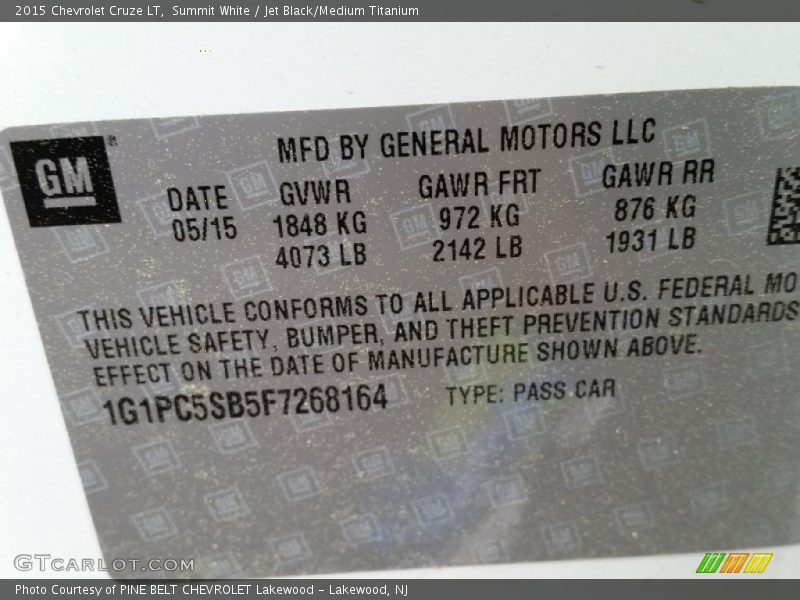 Summit White / Jet Black/Medium Titanium 2015 Chevrolet Cruze LT