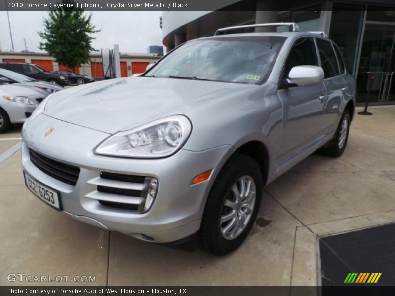 Front 3/4 View of 2010 Cayenne Tiptronic