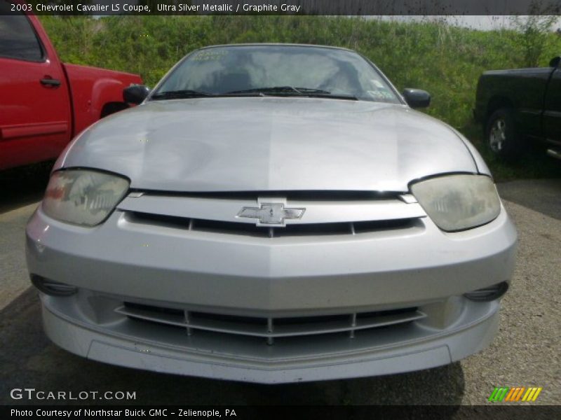 Ultra Silver Metallic / Graphite Gray 2003 Chevrolet Cavalier LS Coupe