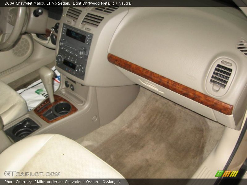 Light Driftwood Metallic / Neutral 2004 Chevrolet Malibu LT V6 Sedan