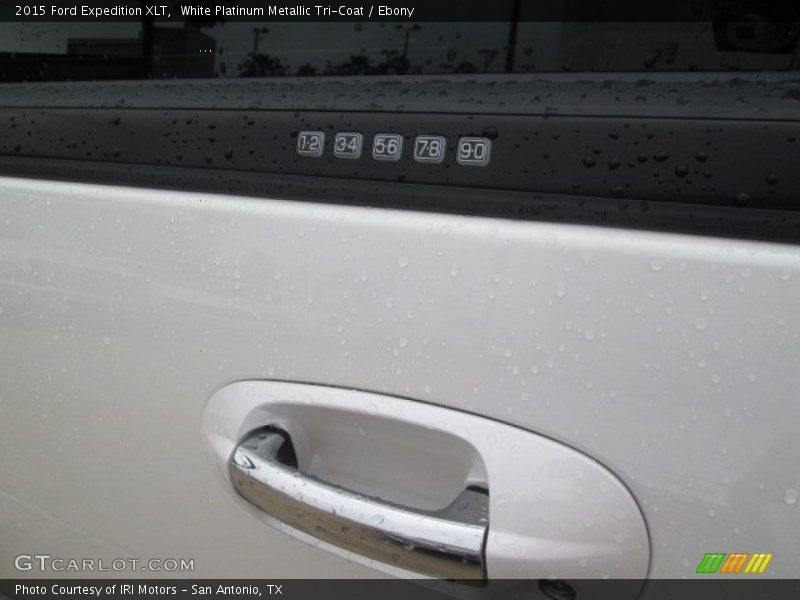 White Platinum Metallic Tri-Coat / Ebony 2015 Ford Expedition XLT
