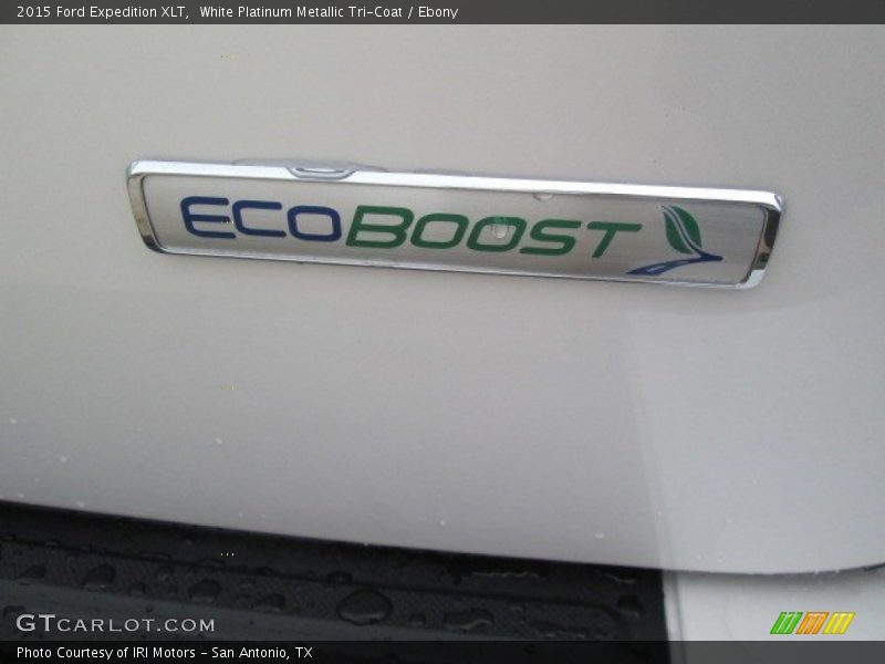 White Platinum Metallic Tri-Coat / Ebony 2015 Ford Expedition XLT