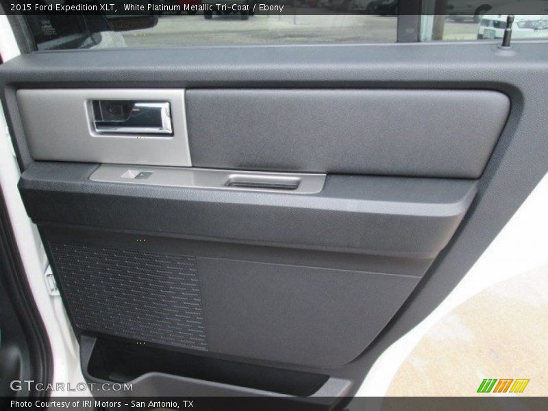 White Platinum Metallic Tri-Coat / Ebony 2015 Ford Expedition XLT