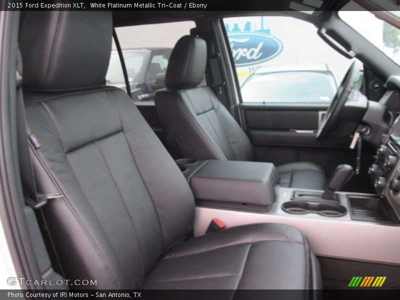 White Platinum Metallic Tri-Coat / Ebony 2015 Ford Expedition XLT