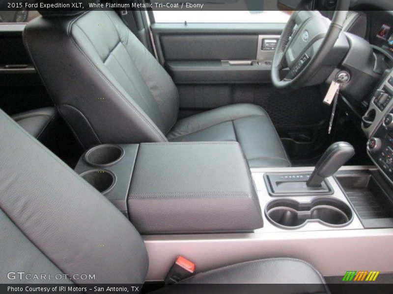 White Platinum Metallic Tri-Coat / Ebony 2015 Ford Expedition XLT
