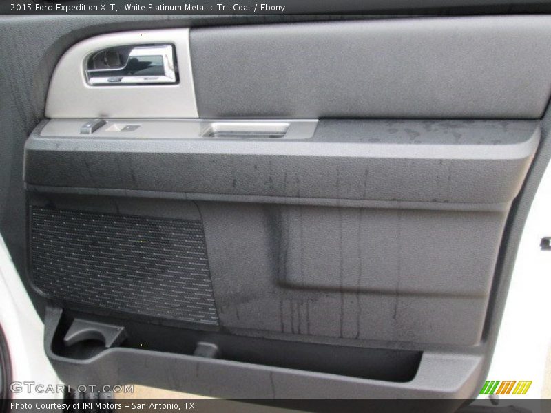 White Platinum Metallic Tri-Coat / Ebony 2015 Ford Expedition XLT