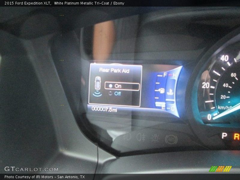 White Platinum Metallic Tri-Coat / Ebony 2015 Ford Expedition XLT