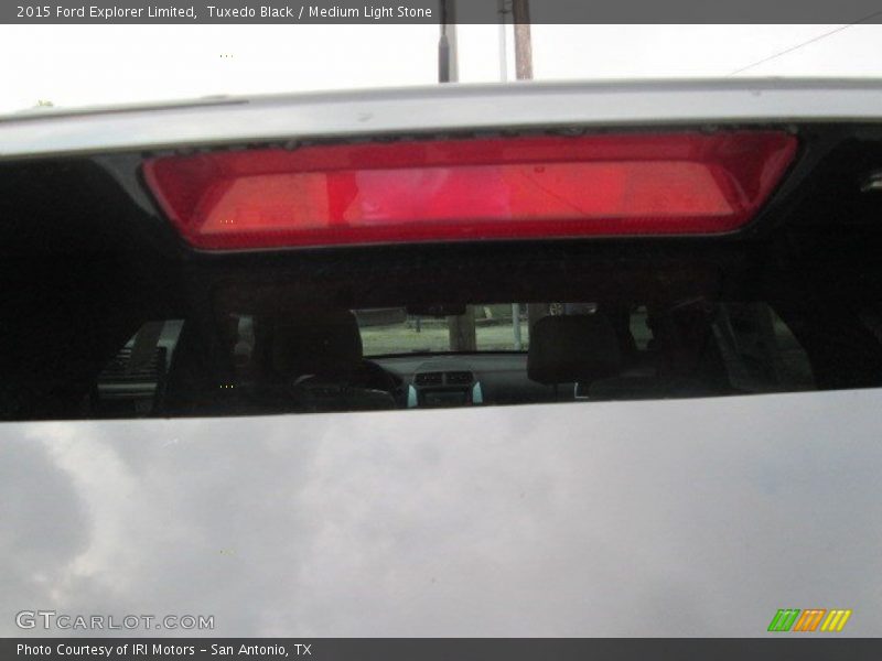 Tuxedo Black / Medium Light Stone 2015 Ford Explorer Limited