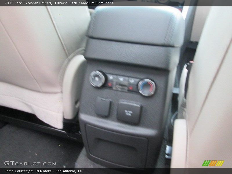 Tuxedo Black / Medium Light Stone 2015 Ford Explorer Limited