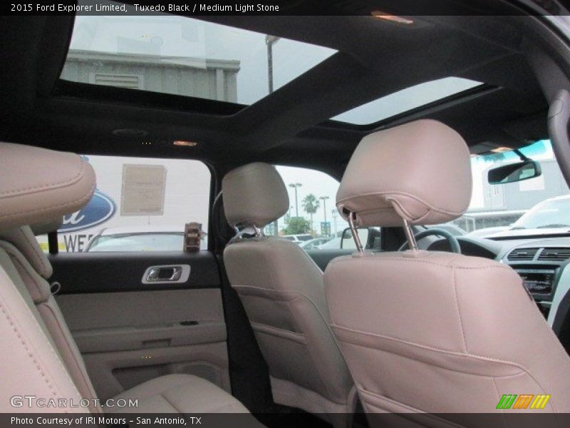 Tuxedo Black / Medium Light Stone 2015 Ford Explorer Limited