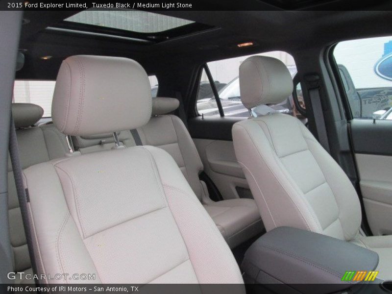 Tuxedo Black / Medium Light Stone 2015 Ford Explorer Limited