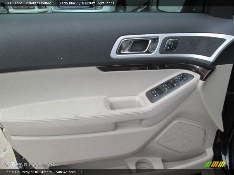 Tuxedo Black / Medium Light Stone 2015 Ford Explorer Limited