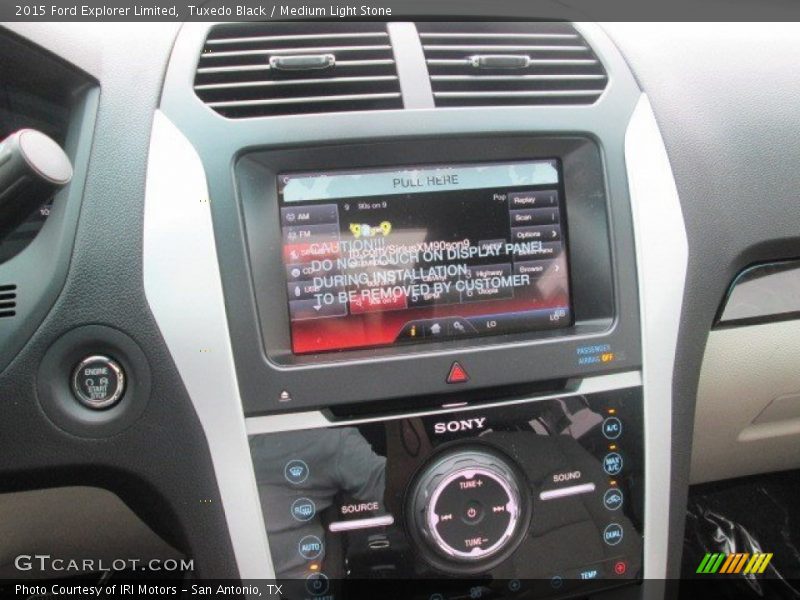 Tuxedo Black / Medium Light Stone 2015 Ford Explorer Limited