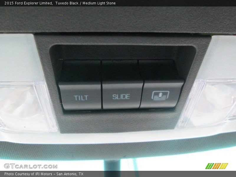 Tuxedo Black / Medium Light Stone 2015 Ford Explorer Limited