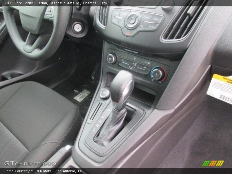 Magnetic Metallic / Charcoal Black 2015 Ford Focus S Sedan