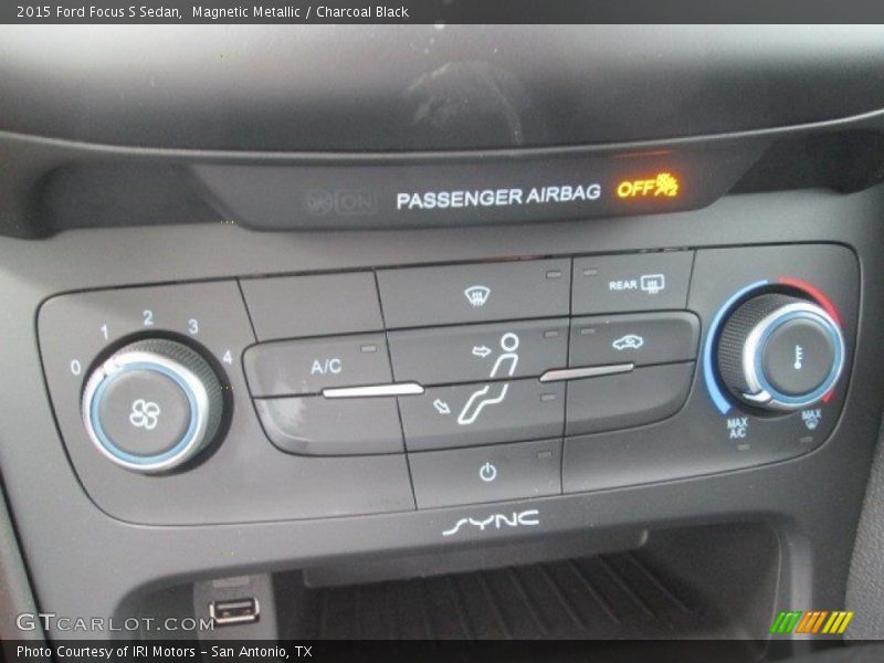 Magnetic Metallic / Charcoal Black 2015 Ford Focus S Sedan