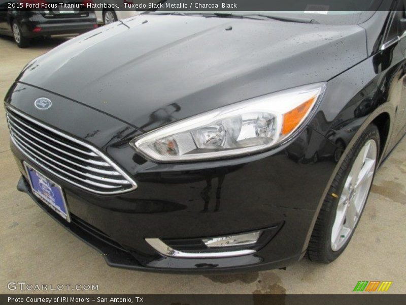 Tuxedo Black Metallic / Charcoal Black 2015 Ford Focus Titanium Hatchback