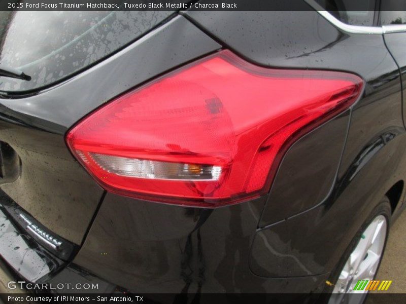 Tuxedo Black Metallic / Charcoal Black 2015 Ford Focus Titanium Hatchback