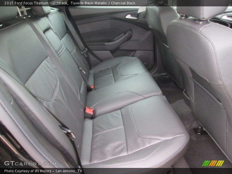 Tuxedo Black Metallic / Charcoal Black 2015 Ford Focus Titanium Hatchback
