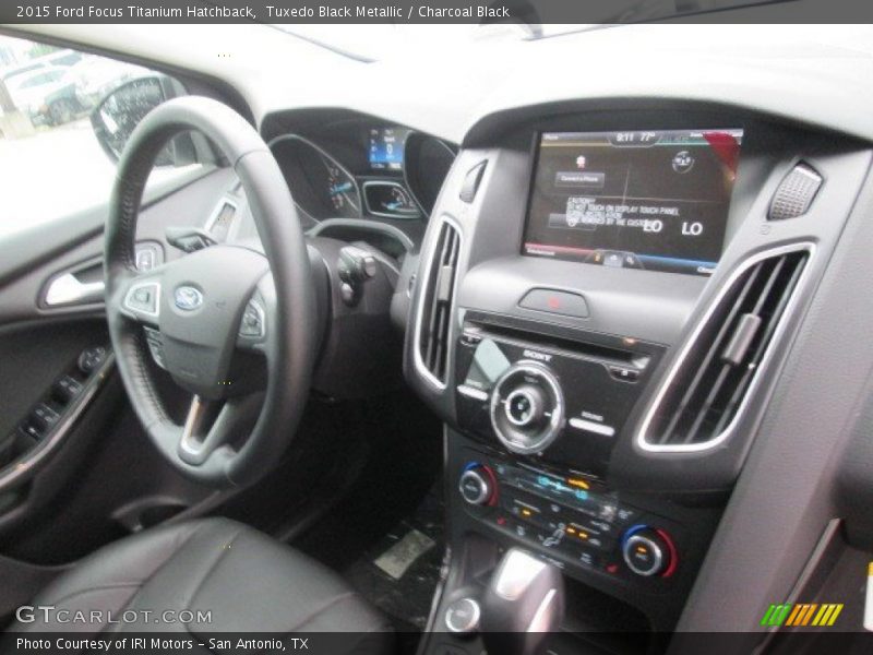 Tuxedo Black Metallic / Charcoal Black 2015 Ford Focus Titanium Hatchback