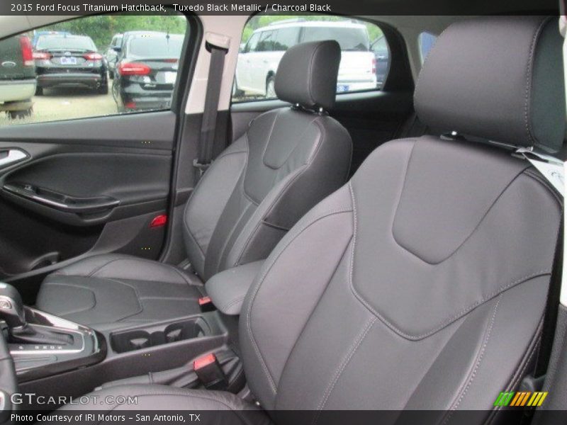 Tuxedo Black Metallic / Charcoal Black 2015 Ford Focus Titanium Hatchback