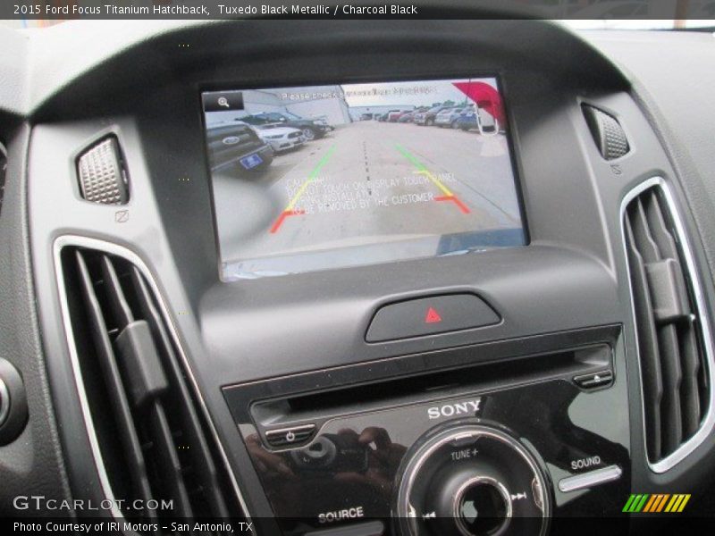 Tuxedo Black Metallic / Charcoal Black 2015 Ford Focus Titanium Hatchback