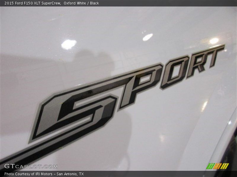 Oxford White / Black 2015 Ford F150 XLT SuperCrew