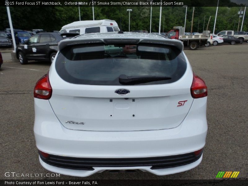 Oxford White / ST Smoke Storm/Charcoal Black Recaro Sport Seats 2015 Ford Focus ST Hatchback