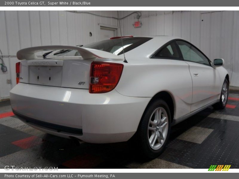 Super White / Black/Blue 2000 Toyota Celica GT