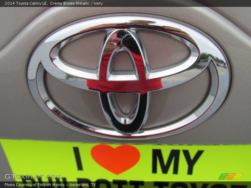 Creme Brulee Metallic / Ivory 2014 Toyota Camry LE