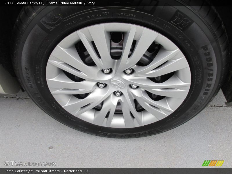 Creme Brulee Metallic / Ivory 2014 Toyota Camry LE