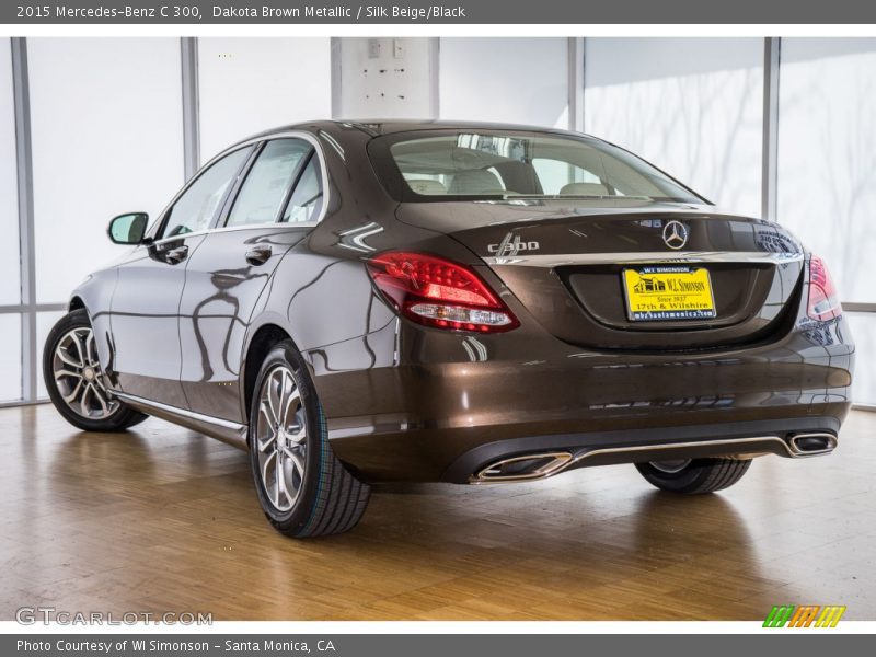Dakota Brown Metallic / Silk Beige/Black 2015 Mercedes-Benz C 300
