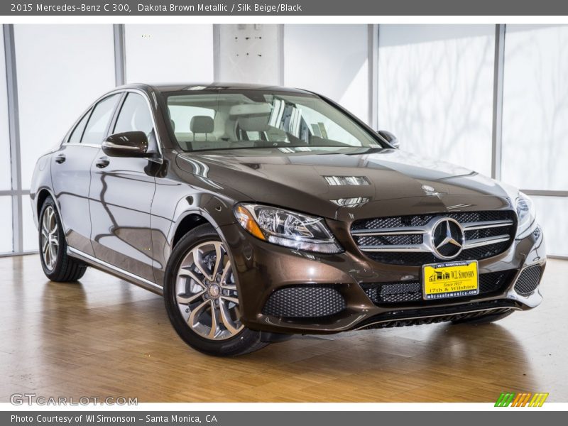 Dakota Brown Metallic / Silk Beige/Black 2015 Mercedes-Benz C 300