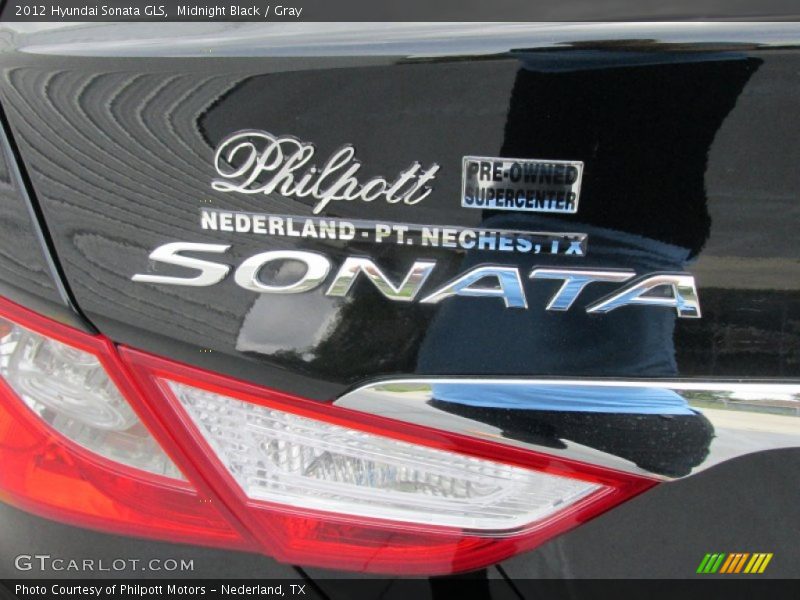 Midnight Black / Gray 2012 Hyundai Sonata GLS