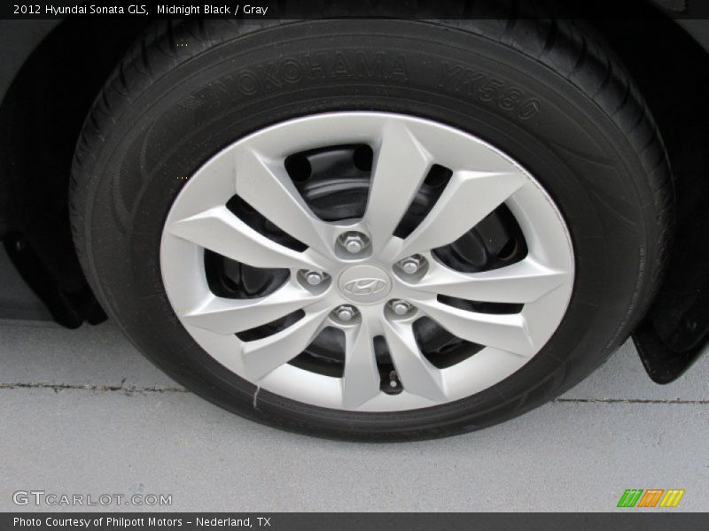 Midnight Black / Gray 2012 Hyundai Sonata GLS