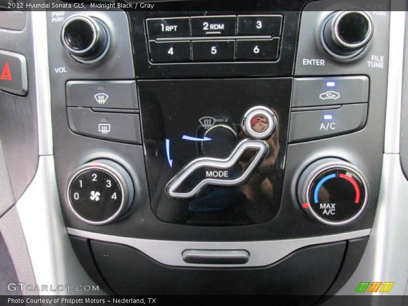 Midnight Black / Gray 2012 Hyundai Sonata GLS