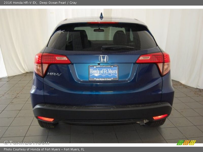 Deep Ocean Pearl / Gray 2016 Honda HR-V EX
