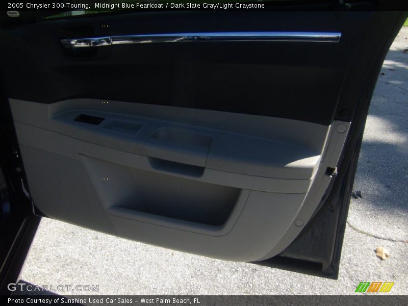 Midnight Blue Pearlcoat / Dark Slate Gray/Light Graystone 2005 Chrysler 300 Touring