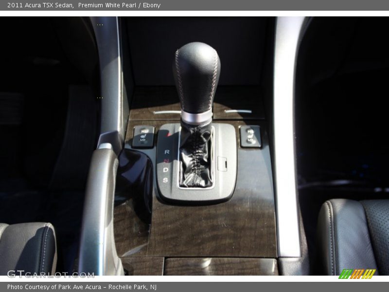 Premium White Pearl / Ebony 2011 Acura TSX Sedan