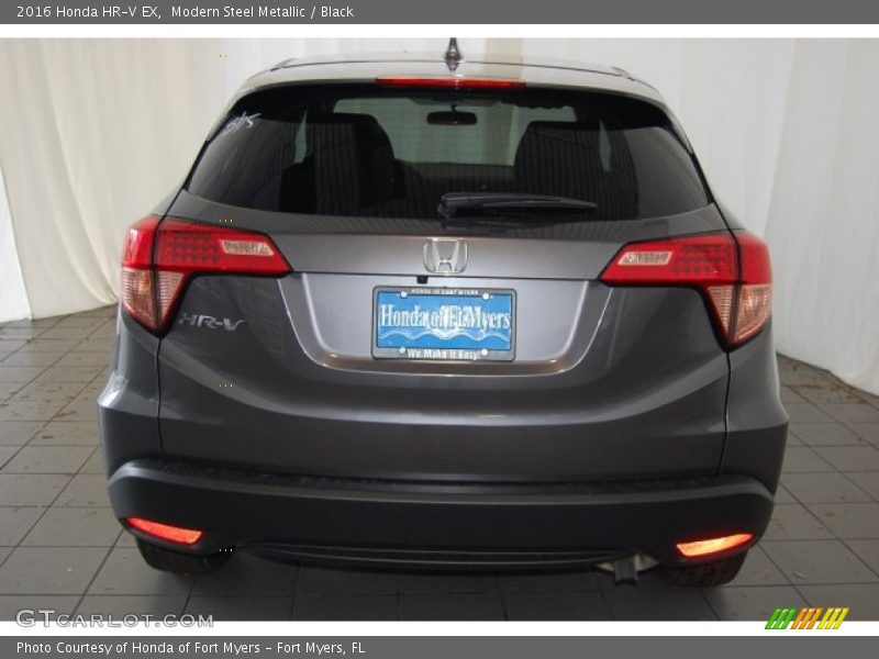 Modern Steel Metallic / Black 2016 Honda HR-V EX