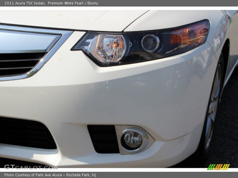 Premium White Pearl / Ebony 2011 Acura TSX Sedan