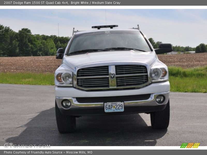 Bright White / Medium Slate Gray 2007 Dodge Ram 1500 ST Quad Cab 4x4