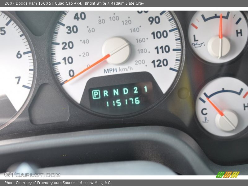Bright White / Medium Slate Gray 2007 Dodge Ram 1500 ST Quad Cab 4x4
